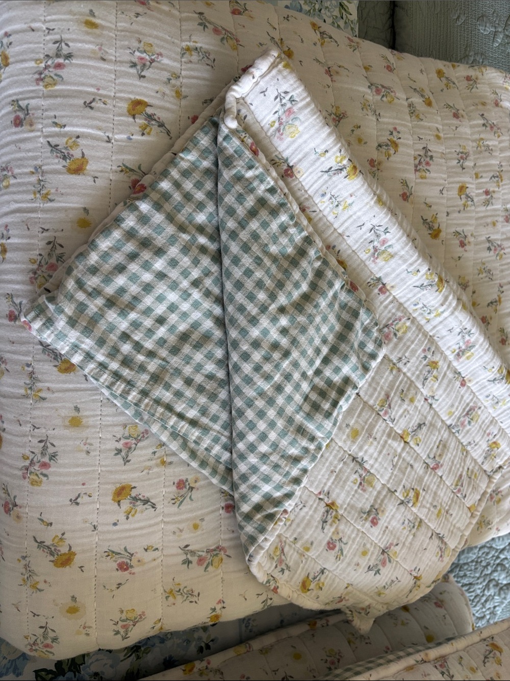 Threshold Reversible Floral & Gingham Quilt and Shams
